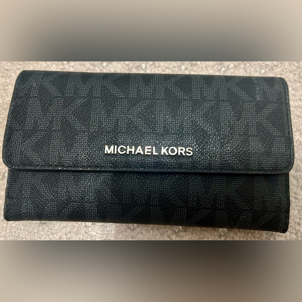 MICHAEL Michael Kors Black Wallet